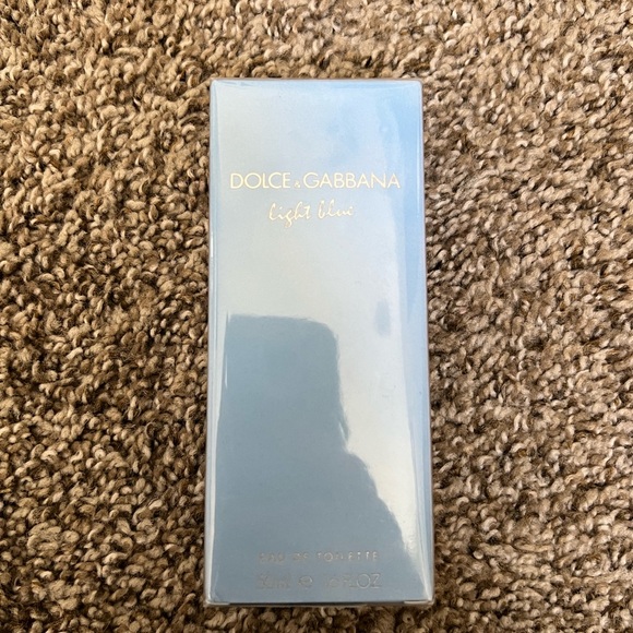 NEW DOLCE & GABBANA LIGHT BLUE - Picture 4 of 6